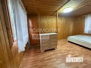 Дом 52м², 2-этажный, участок 10 сот.  