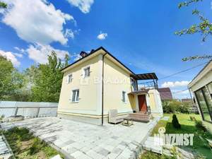 Дом 130м&sup2;, 2-этажный, участок 6 сот.  