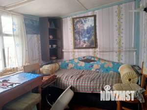 Дом 15м&sup2;, 2-этажный, участок 6 сот.  