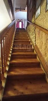 Дом 600м², 3-этажный, участок 16 сот.  