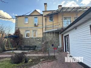 Дом 256м&sup2;, 2-этажный, участок 6 сот.  