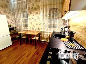 1-к квартира, посуточно, 35м2, 1/2 этаж