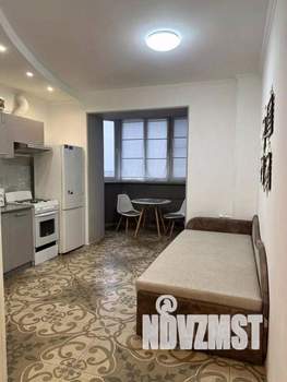 1-к квартира, посуточно, 49м2, 1/1 этаж