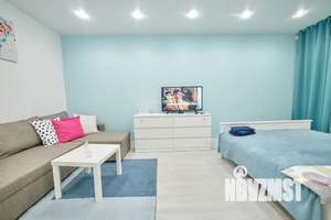 1-к квартира, посуточно, 40м2, 4/10 этаж