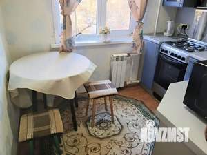 1-к квартира, посуточно, 44м2, 1/1 этаж