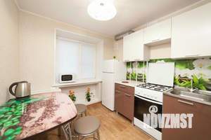 2-к квартира, посуточно, 50м2, 1/1 этаж