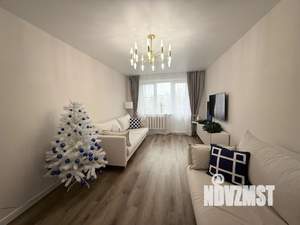 2-к квартира, посуточно, 51м2, 1/1 этаж