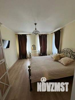 2-к квартира, посуточно, 60м2, 1/1 этаж