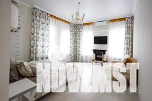 1-к квартира, посуточно, 40м2, 1/2 этаж