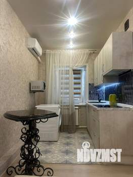 2-к квартира, посуточно, 50м2, 1/1 этаж