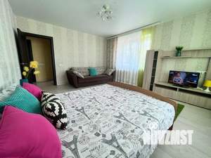 1-к квартира, посуточно, 41м2, 3/10 этаж