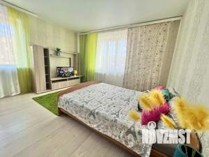 1-к квартира, посуточно, 41м2, 3/10 этаж