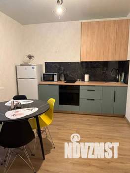 1-к квартира, посуточно, 54м2, 1/1 этаж