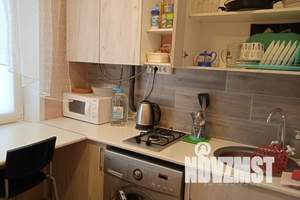 2-к квартира, посуточно, 45м2, 1/5 этаж