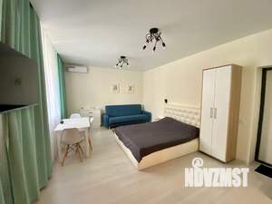 Студия квартира, посуточно, 33м2, 1/10 этаж