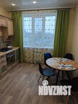 2-к квартира, посуточно, 60м2, 5/5 этаж