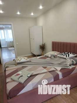 3-к квартира, посуточно, 68м2, 2/9 этаж