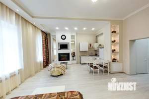 1-к квартира, посуточно, 44м2, 1/1 этаж