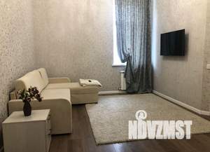 2-к квартира, посуточно, 60м2, 1/1 этаж