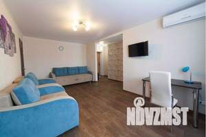 2-к квартира, посуточно, 50м2, 3/5 этаж