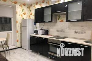 1-к квартира, посуточно, 49м2, 6/13 этаж