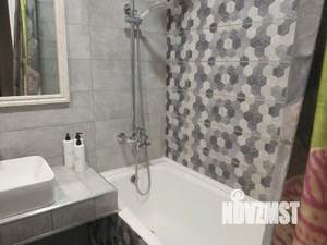 1-к квартира, посуточно, 46м2, 1/1 этаж