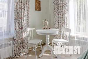 2-к квартира, посуточно, 45м2, 1/2 этаж