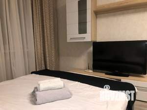 1-к квартира, посуточно, 40м2, 7/10 этаж
