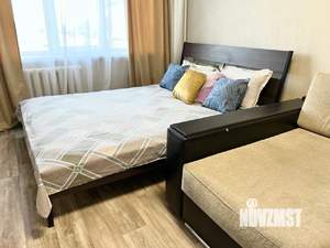 1-к квартира, посуточно, 44м2, 4/5 этаж
