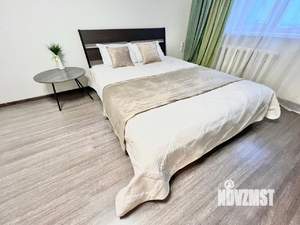 1-к квартира, посуточно, 52м2, 1/1 этаж