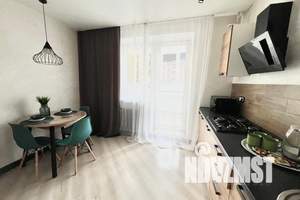 1-к квартира, посуточно, 42м2, 2/10 этаж