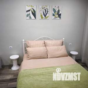 1-к квартира, посуточно, 42м2, 1/5 этаж