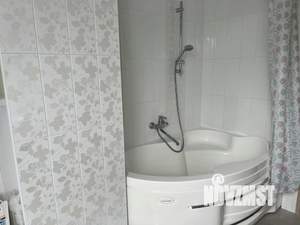 2-к квартира, посуточно, 50м2, 1/1 этаж