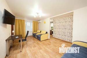 2-к квартира, посуточно, 50м2, 1/1 этаж