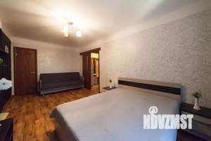 1-к квартира, посуточно, 35м2, 3/5 этаж