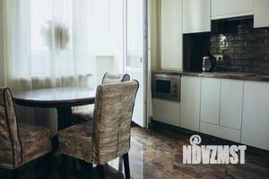 1-к квартира, посуточно, 38м2, 1/1 этаж