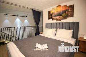 2-к квартира, посуточно, 42м2, 1/1 этаж