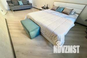 1-к квартира, посуточно, 47м2, 2/10 этаж