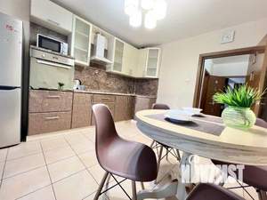 1-к квартира, посуточно, 52м2, 1/1 этаж