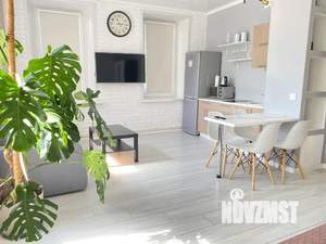 Студия квартира, посуточно, 40м2, 2/2 этаж