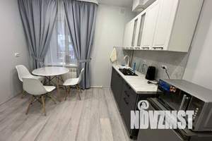 1-к квартира, посуточно, 35м2, 1/2 этаж