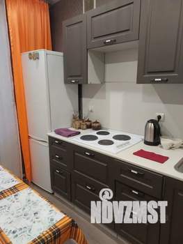 1-к квартира, посуточно, 39м2, 2/10 этаж