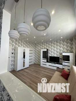 1-к квартира, посуточно, 49м2, 1/1 этаж