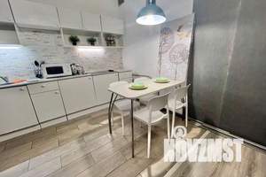 2-к квартира, посуточно, 65м2, 1/12 этаж