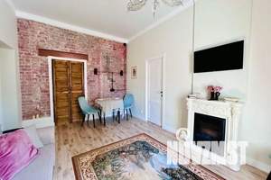 2-к квартира, посуточно, 65м2, 1/2 этаж