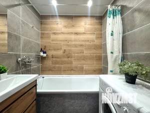 1-к квартира, посуточно, 37м2, 6/9 этаж