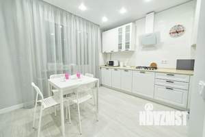 1-к квартира, посуточно, 40м2, 4/10 этаж