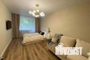 1-к квартира, посуточно, 37м2, 2/9 этаж