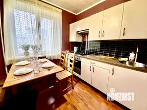 1-к квартира, посуточно, 40м2, 9/9 этаж