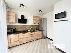 1-к квартира, посуточно, 42м2, 3/10 этаж